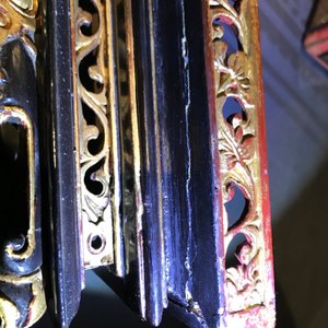 Een Chinese altaardoos en een tafelvitrine in verguld en gelakt hout voor de Straits of Peranakan markt, 19e eeuw — foto 27