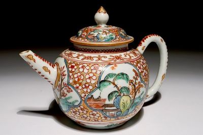 Een Chinese Amsterdams bont theepot, 18e eeuw