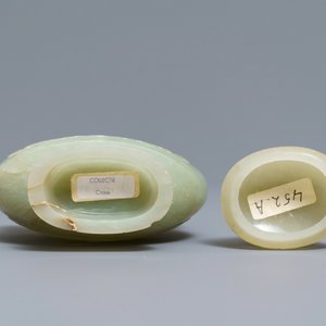 Een Chinese archaïsche celadon jade dekselvaas, 19e eeuw — foto 6