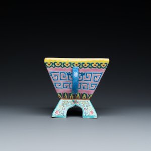Een Chinese archaïsche famille rose wierookbrander, Daoguang merk en periode — foto 5