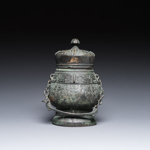 Een Chinese archaïsche rituele bronzen 'you' wijnkan met deksel in Westelijke Zhou-stijl, Ming — foto 4