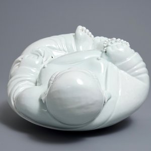 Een Chinese blanc de Chine figuur van Boeddha, zegelmerk, 19/20e eeuw — foto 6