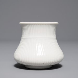 Een Chinese blanc de Chine penselenbeker, Kangxi — foto 5