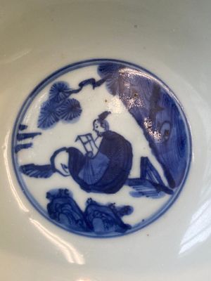 Een Chinese blauw-witte 'Acht onsterfelijken' kom, Jiajing merk en periode — foto 5