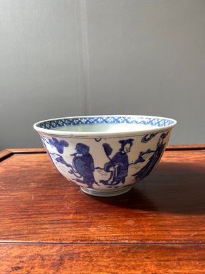 Een Chinese blauw-witte 'Acht onsterfelijken' kom, Wanli merk en periode — foto 2