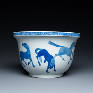 Een Chinese blauw-witte 'Acht paarden van Mu Wang' jardinière, Kangxi merk, 19/20e eeuw — foto 3