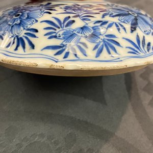 Een Chinese blauw-witte beker met deksel, Kangxi — foto 12