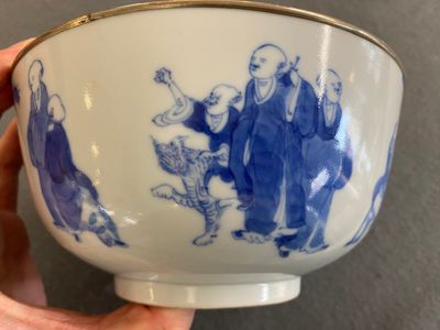 Een Chinese blauw-witte 'Bleu de Hue' kom voor de Vietnamese markt, Nei Fu 內府 merk, 19e eeuw — foto 7