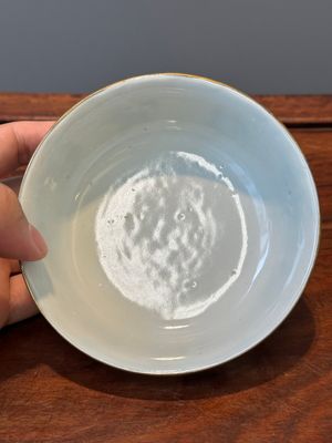 Een Chinese blauw-witte 'Bleu de Hue' tazza en een kom voor de Vietnamese markt, Shun Li Kun Ji 順利坤記 and Jin Yu Feng Ji 金玉鋒記 merk, 19e eeuw — foto 18