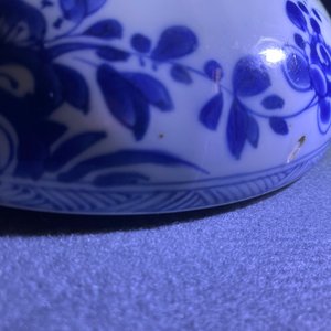 Een Chinese blauw-witte dekseldoos, Kangxi — foto 22
