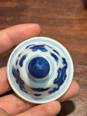 Een Chinese blauw-witte dekselkan met een visser en een houthakker, Transitie periode — foto 8