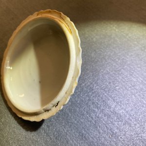 Een Chinese blauw-witte dekselkop en schotel voor de Franse markt, Kangxi — foto 13
