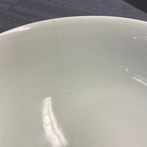 Een Chinese blauw-witte en koperrode stem bowl met onsterfelijken, Republiek — foto 9