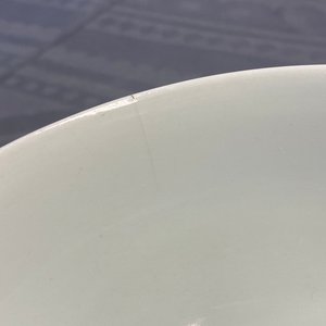 Een Chinese blauw-witte en koperrode stem bowl met onsterfelijken, Republiek — foto 10