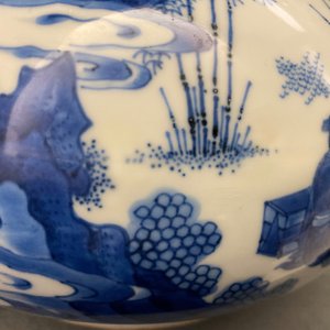 Een Chinese blauw-witte flesvormige vaas met figuratief decor, Transitie periode — foto 19