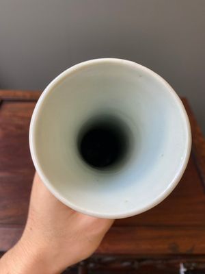 Een Chinese blauw-witte flesvormige vaas, Transitie periode — foto 5
