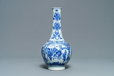 Een Chinese blauw-witte flesvormige vaas, Transitie periode