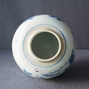 Een Chinese blauw-witte gemberpot met figuratief decor, Kangxi — foto 17