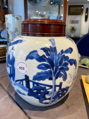 Een Chinese blauw-witte gemberpot met spelende jongens met een qilin, Kangxi — foto 5