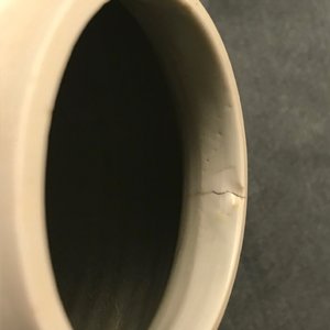 Een Chinese blauw-witte gemberpot met spelende zotjes, Kangxi — foto 8