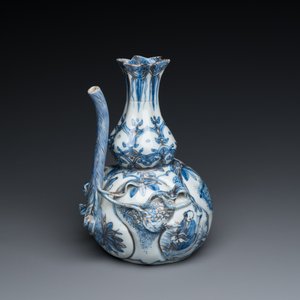 Een Chinese blauw-witte 'granaatappel' kendi met goudophoging, Wanli — foto 2