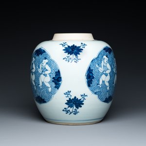 Een Chinese blauw-witte 'Hehe Erxian' pot, Kangxi — foto 4