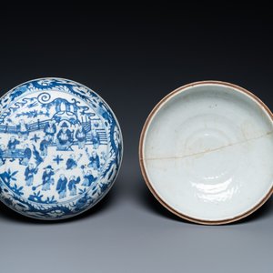 Een Chinese blauw-witte 'honderd jongens' dekseldoos, Wanli merk en periode — foto 2