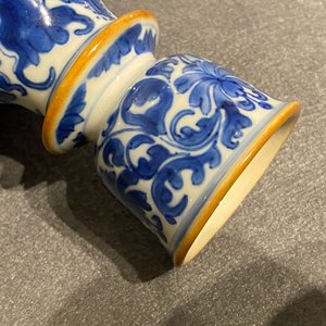 Een Chinese blauw-witte hookah-basis met eekhoorns en druivenranken, Kangxi — foto 10