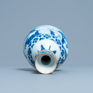 Een Chinese blauw-witte hookah-basis met verhalend decor, Kangxi — foto 5