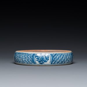Een Chinese blauw-witte inktsteen, Kangxi — foto 6