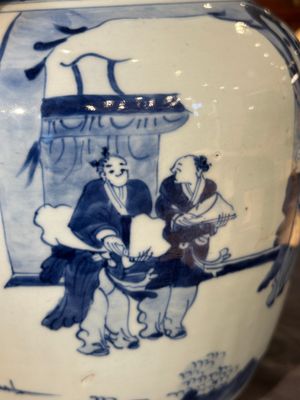 Een Chinese blauw-witte 'Jia Guan Jin Jue 加官晉爵' dekselvaas, Transitie periode — foto 12