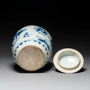 Een Chinese blauw-witte 'Jia Guan Jin Jue 加官晉爵' dekselvaas, Transitie periode — foto 6