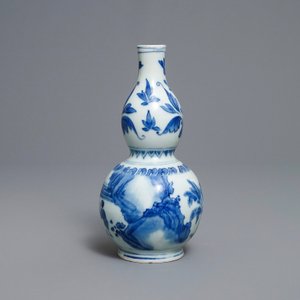 Een Chinese blauw-witte kalebasvaas met figuratief decor, Transitie periode — foto 3