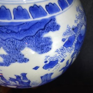 Een Chinese blauw-witte kalebasvaas met figuratief decor, Transitie periode — foto 15