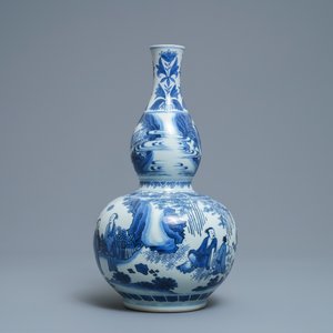 Een Chinese blauw-witte kalebasvaas met figuratief decor, Transitie periode — foto 2