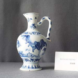 Een Chinese blauw-witte kan met een theescène met geleerde en dienaar, Transitie periode — foto 9
