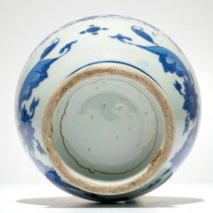 Een Chinese blauw-witte kan met landschapsdecor, Transitie periode, Chongzhen — foto 7