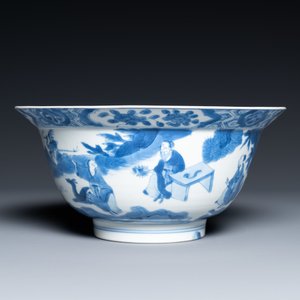 Een Chinese blauw-witte 'klapmuts' kom, Kangxi merk en periode — foto 4