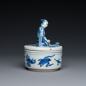 Een Chinese blauw-witte ko-sometsuke wierookbrander voor de Japanse markt met een pijproker op het deksel, Transitie periode — foto 5