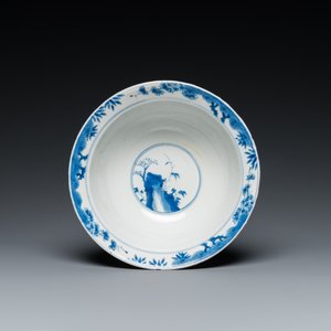 Een Chinese blauw-witte kom met bloesemdecor, Chenghua merk, Kangxi — foto 6