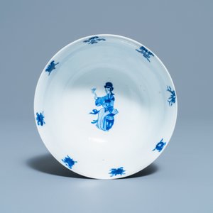 Een Chinese blauw-witte kom met Lange Lijzen, 'Qi Zhen Ru Yu' merk, Kangxi — foto 6