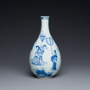 Een Chinese blauw-witte peervormige vaas met verhalend decor, Kangxi — foto 1
