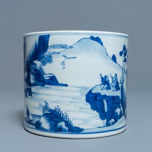 Een Chinese blauw-witte penselenbeker met een fijn landschap, Kangxi — foto 1