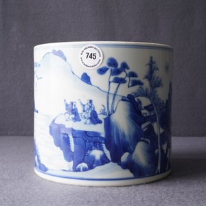 Een Chinese blauw-witte penselenbeker met een fijn landschap, Kangxi — foto 17