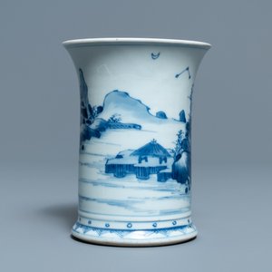 Een Chinese blauw-witte penselenbeker met een fijn landschap, Kangxi — foto 2