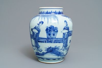Een Chinese blauw-witte pot met dames in een tuin, Transitie periode
