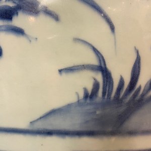 Een Chinese blauw-witte pot met vogels in een landschap, Wanli — foto 15