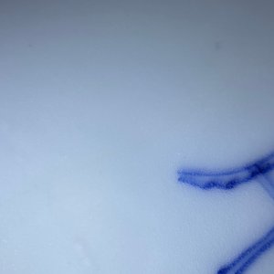Een Chinese blauw-witte rouleau vaas met een zeldzame voorstelling van Zhang Xiang, Transitie periode — foto 19