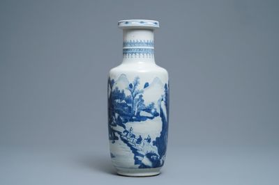 Een Chinese blauw-witte rouleau vaas met figuren in een landschap, Kangxi