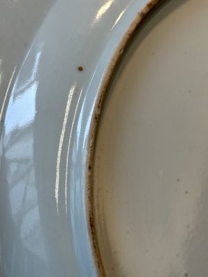 Een Chinese blauw-witte schotel en een octagonale 'Drie Vrienden van de Winter' schotel, Wanli en Qianlong — foto 10